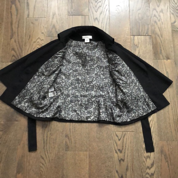 Vintage Nine West Tie Front Cape Blazer - Picture 7 of 9